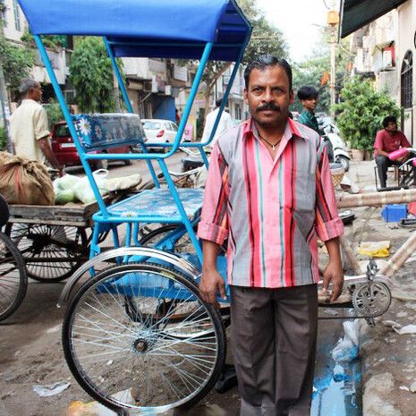 Quanto poco  guadagna un rickshaw wala