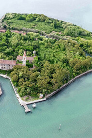 Vista aérea  de la isla de Poveglia