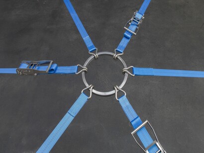 Jose Dávila, Exhibition view. Courtesy of König Galerie