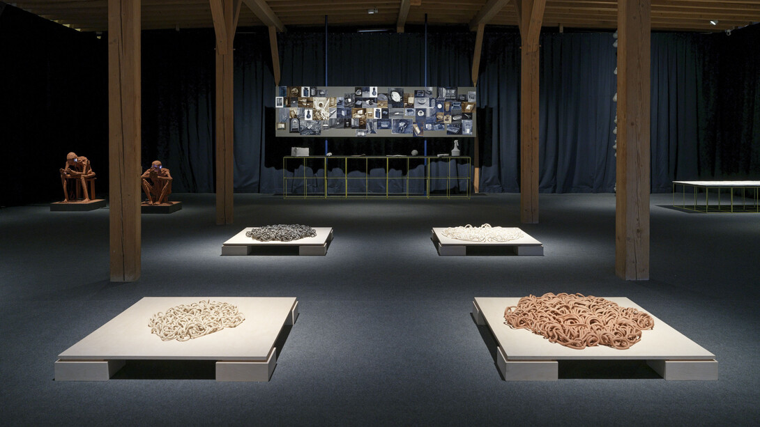 Verschiedene künstler, Made in Gmunden. Artists in residence, ausstellungsansicht. Mit freundlicher genehmigung der Academy of Ceramics Gmunden