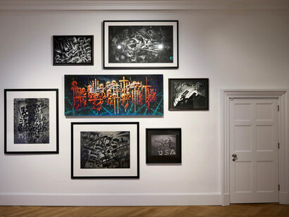 Various artists, Los Angeles: a visual lineage, exhibition view. Courtesy of Woodbury House 