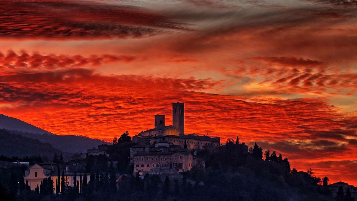 Tramonto a San Severino Marche (MC), Italia