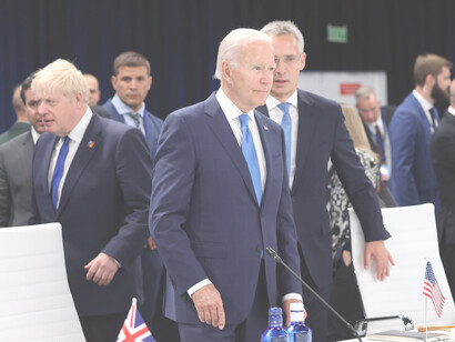 Joe Biden y Boris Johnson en la cumbre de la OTAN, 2022, Madrid, España