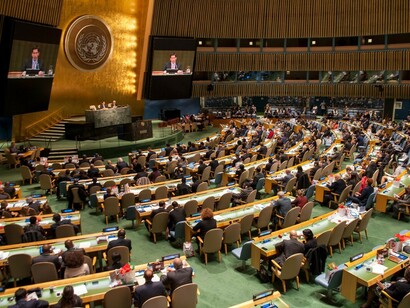 Wide view of the General Assembly Hall during the general debate of the 64th session of the United Nations General Assembly