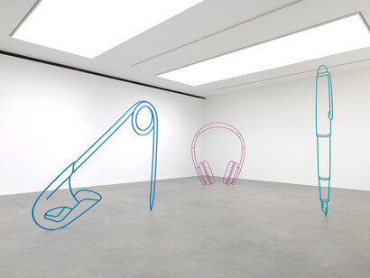 Michael Craig-Martin. Courtesy of Gagosian Gallery