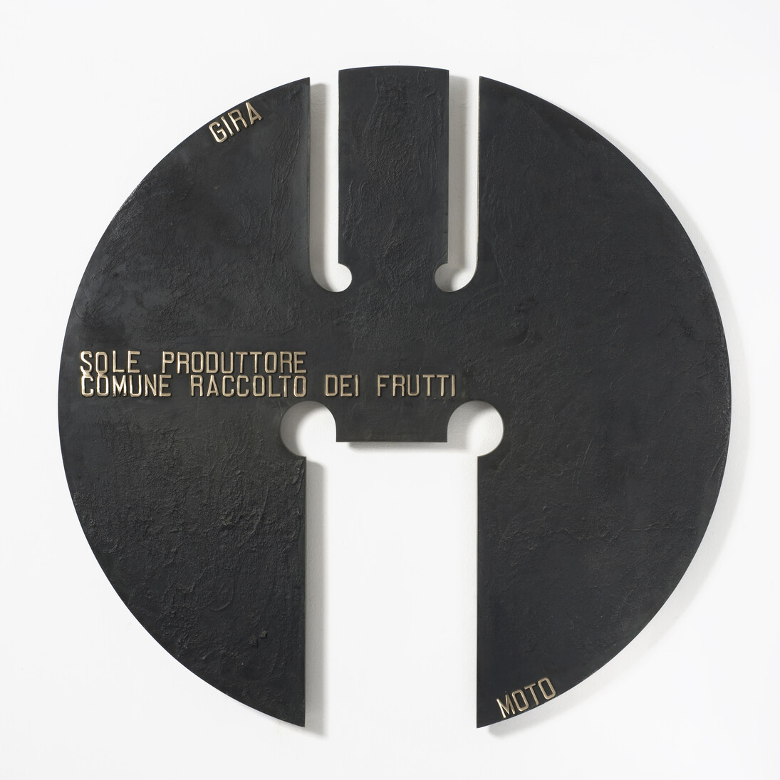 Gio' Pomodoro, Sole produttore 6, 1974, bronzo, diametro 118 cm 