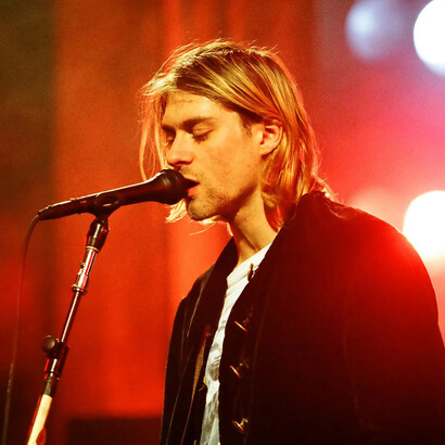 Kurt Cobain, músico estadounidense, conocido por haber sido el vocalista, guitarrista y principal compositor de la banda Nirvana