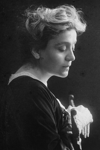Eleonora Duse fotografata da  Mario Nunes Vais, 1910 circa