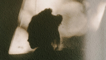 Tener marido, aunque fuera compartido, era necesario y no sólo porque fuera el sustento de la casa. El hombre le daba estatus e identidad y enfrentar la vida sin uno le daba vértigo y pavor