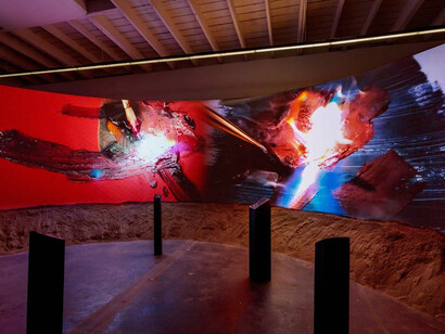 Dark Daze. Courtesy of Baert Gallery 