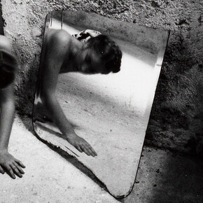 Francesca Woodman, Werke der Sammlung Verbund, kunstwerk in der ausstellung. Mit freundlicher genehmigung des Albertina Museums