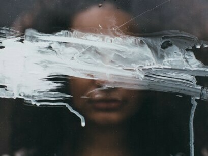 Lorsqu'une discipline externe contrôle notre vie quotidienne, elle nous fait nous sentir enchaînés
