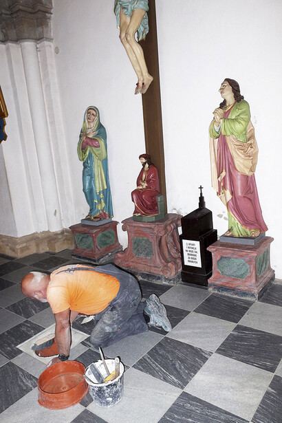 Altars. Courtesy of Wroclaw Contemporary Museum