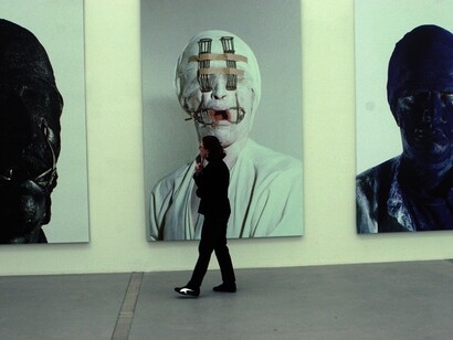 "Face It" Gottfried Helnwein one-man show, 2006. Trittico "Der Untermensch" (Il subumano), Lentos Kunstmuseum, List, Austria