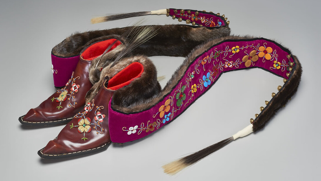 Àbadakone. Continuous Fire. Feu continuel. Courtesy of National Gallery of Canada