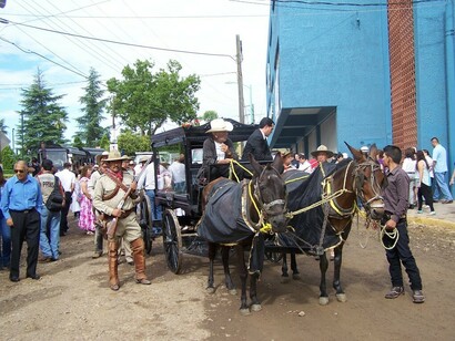 Cabalgatga en conmemoración de la muerte de Pancho Villa