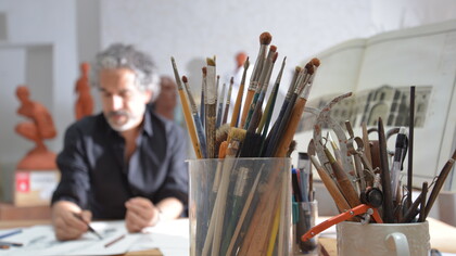 Jorge Marín en su estudio