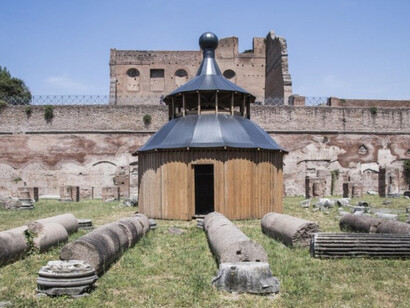 Il tempio greco-romano di Gianni Pettena
