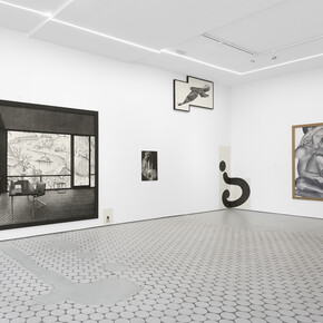 Karl Haendel, Blind faith, hope, Pandora’s box, messiahs, exhibition view. Courtesy of Wentrup