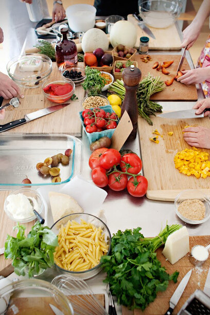 Sunday Suppers © Karen Mordechai