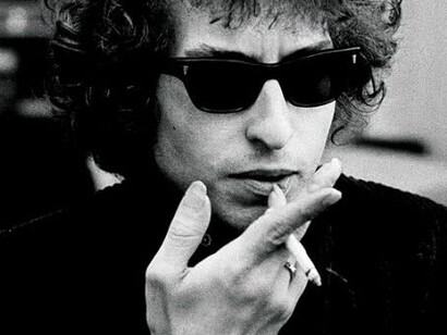 In 2016, Dylan was awarded the Nobel Prize in Literature for having created new poetic expressions within the great American song tradition