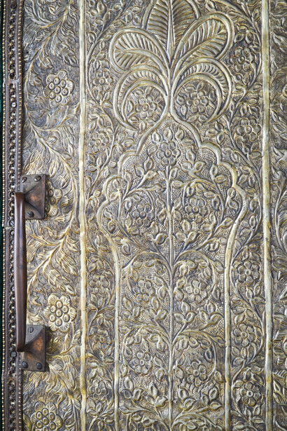 Entrance to the mausoleum 