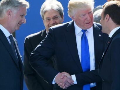 En la cumbre de la OTAN celebrada en mayo, Trump y Macron se dieron un apretón de mano que dio mucho que hablar 