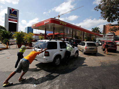 Escasez de combustible en Venezuela