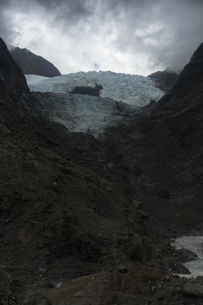 Clearing Rain, The Franz Josef Glacier © Jem Southam courtesy Huxley-Parlour
Gallery
