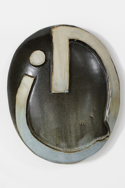 Laurence Owen, ABDM 3, glazed ceramic, 24 x 21 cm, 2014