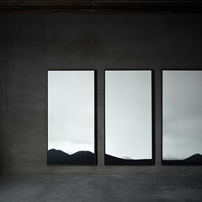 Bae Bien-U. Courtesy of Axel Vervoordt Gallery