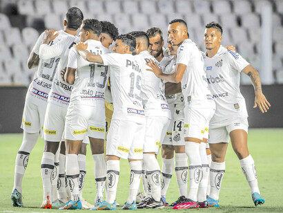 Jogadores dos Santos reunidos