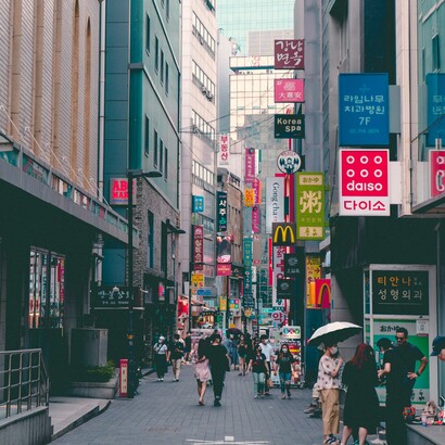 Il soft power ha favorito una straordinaria circolazione transnazionale dei prodotti culturali coreani, accrescendo nel mondo l’interesse verso il Paese