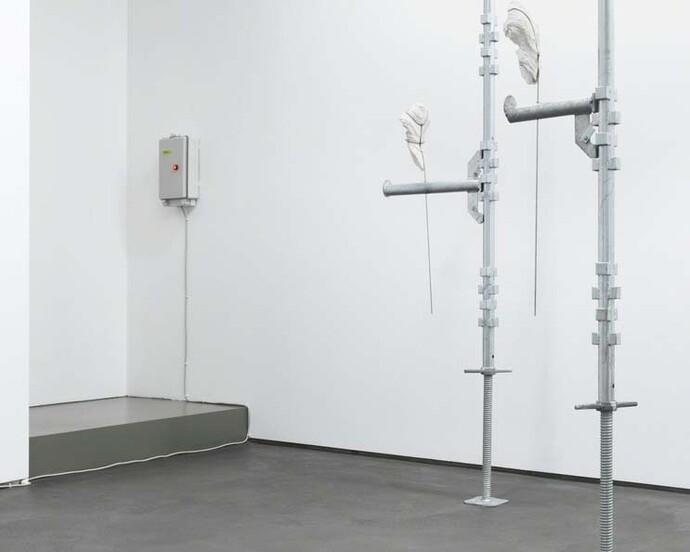 Beobachtung. Courtesy of Dittrich & Schlechtriem