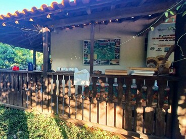 Fazenda produtora de queijos em Minas Gerais. Cheiros não apenas definem o espaço físico, mas criam conexões emocionais e culturais que determinam como percebemos e nos relacionamos com os lugares em que vivemos