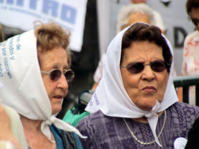 Due Madri di Plaza de Mayo, Buenos Aires, Argentina nel 2010