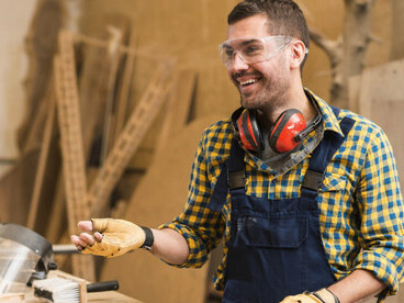 El que había acudido a Carasuela buscando apoyo, orientación, una palabra de aliento. Ella lo había escuchado con atención… y luego lo había desmontado pieza a pieza