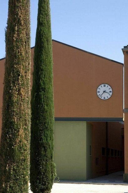 Centro artigianale nell'ex Conservificio Drommi, San Martino in Campo (Pg), veduta fotografica (Paolo Tramontana).  
