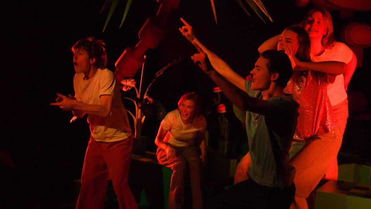 P*rn. Mit freundlicher genehmigung des Deutschen Theaters