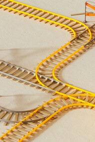 I bias cognitivi negli algoritmi non derivano da emozioni, ma dai dati su cui l’IA viene addestrata: se i dati sono distorti, anche le risposte lo saranno