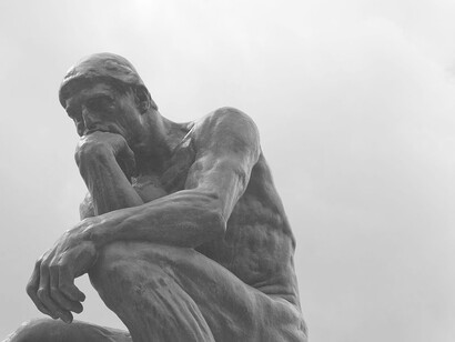 Il pensatore, Auguste Rodin, (1880-1902). Se non siete coscienti, se nutrite dei cattivi pensieri senza nemmeno prestarvi attenzione, essi se ne andranno a lavorare per la vostra infelicità