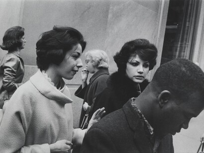 Garry Winogrand, New York, vers 1960, Tirage gélatino-argentique, The Garry Winogrand Archive, Center for Creative Photography, Université d’Arizona © The Estate of Garry Winogrand, courtesy Fraenkel Gallery, San Francisco