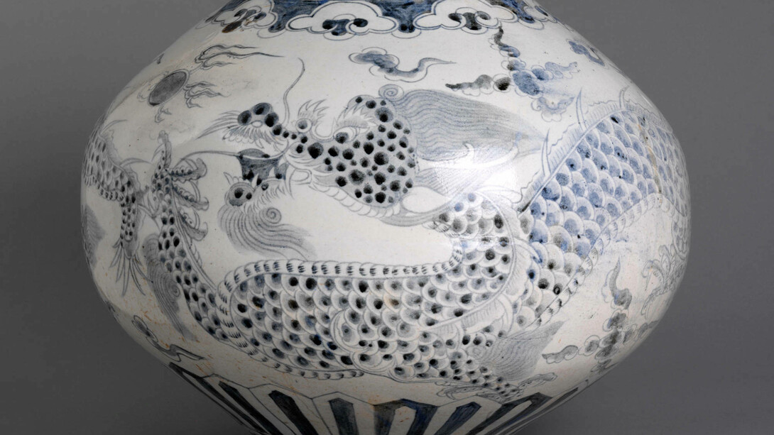 Jar, 1750 – 1850, Korea. Museum no. C.15-1919. © Victoria and Albert Museum, London