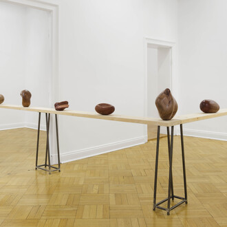 Claire de Santa Coloma, Urformen, exhibition view. Courtesy of Galerie Friese