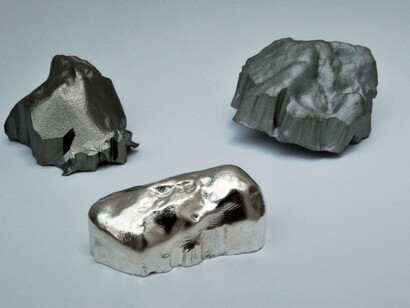 Yuri Pattison, chelyabinsk eBay extrusions , 2013, dimensions variable, courtesy the artist