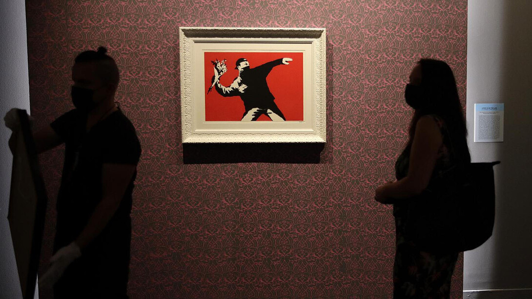 Banksy. A visual protest at the Chiostro del Bramante