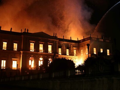 Um incêndio de grandes proporções destruiu o Museu Nacional na noite do 2 de Setembro