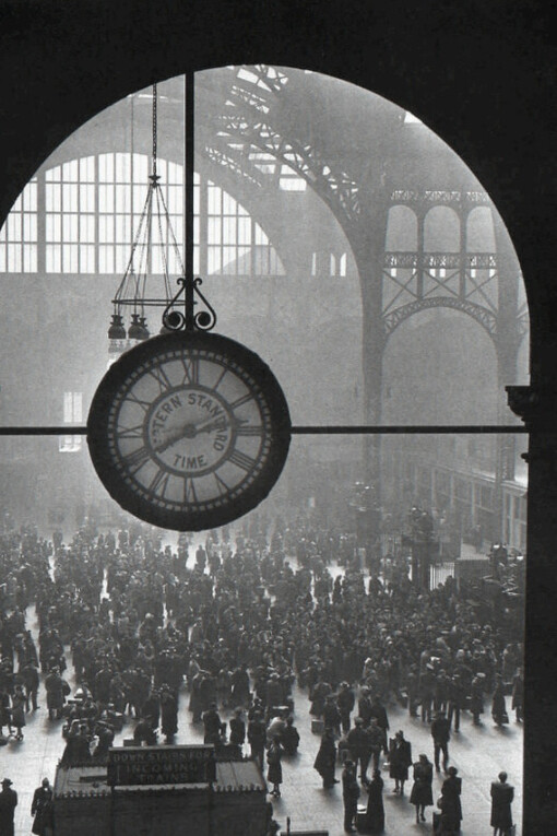 Alfred Eisenstaedt. Courtesy of Robert Mann Gallery