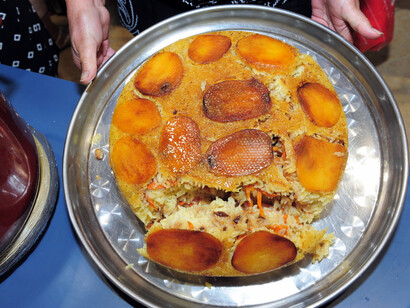 Rice with carrot and raisin