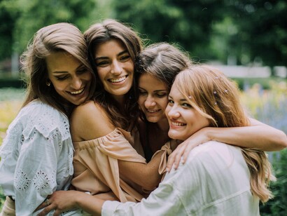 Por meio dos dados obtidos durante quatro momentos de coleta de dados, com os mesmos participantes ao longo de três anos, esse estudo identificou que quanto maior o tempo de uso de redes sociais, maior eram os sintomas de depressão clínica constatados